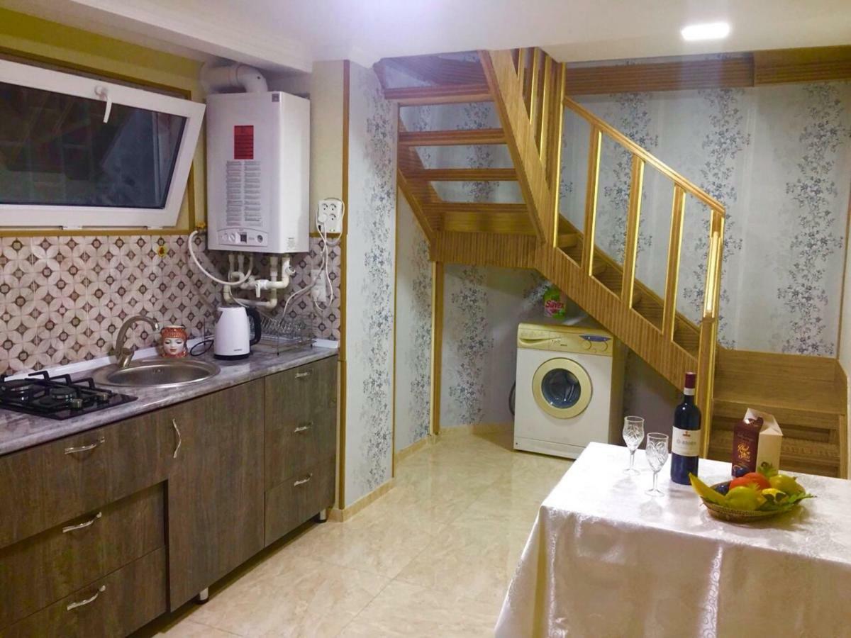 Guliko'S Apartment In Tbilisi Zewnętrze zdjęcie